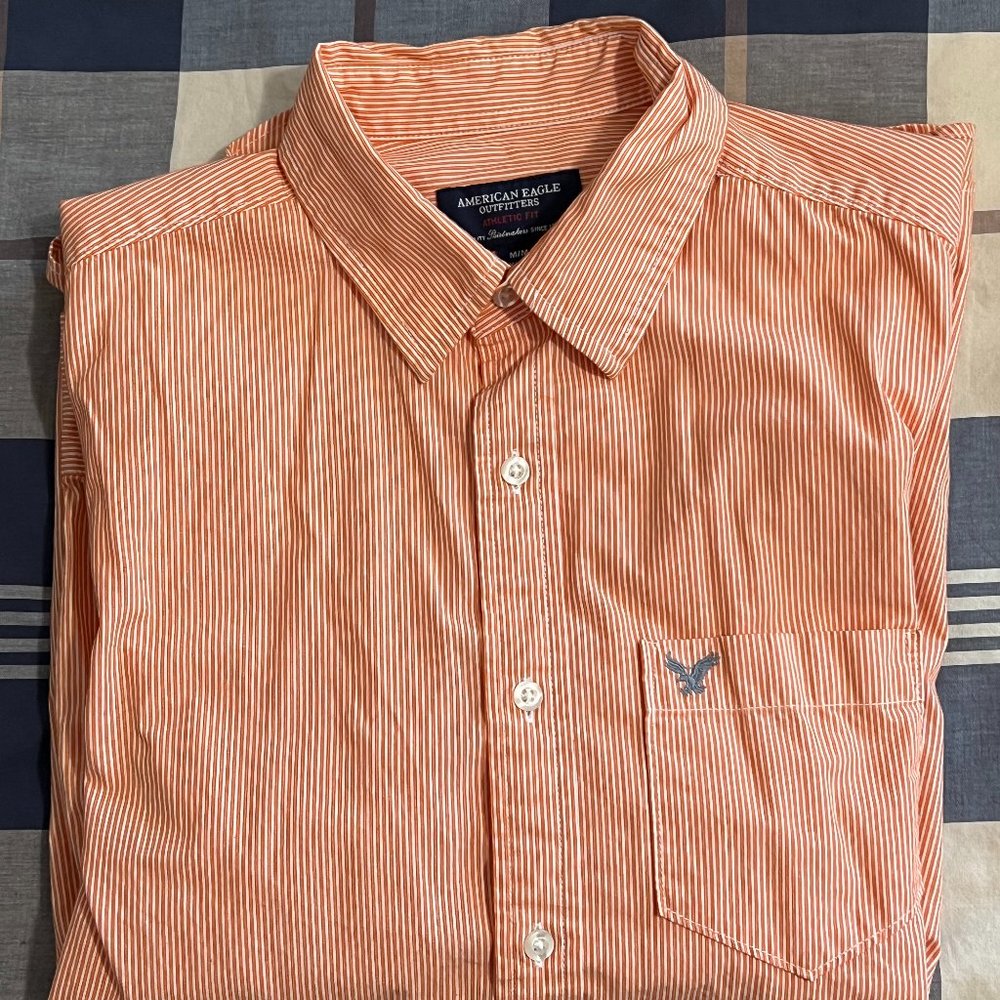 American Eagle Outfitters Athletic Fit Size Medium Color Light Orange